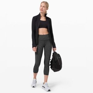 Lululemon Pace Rival Crop 22" Size 6